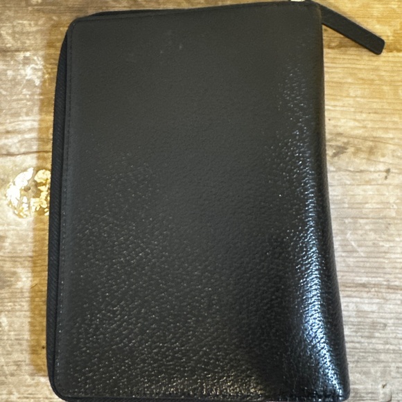 Kate Spade ♠️ Wessley Black Textured Wallet Organizer Planner - Picture 3 of 9